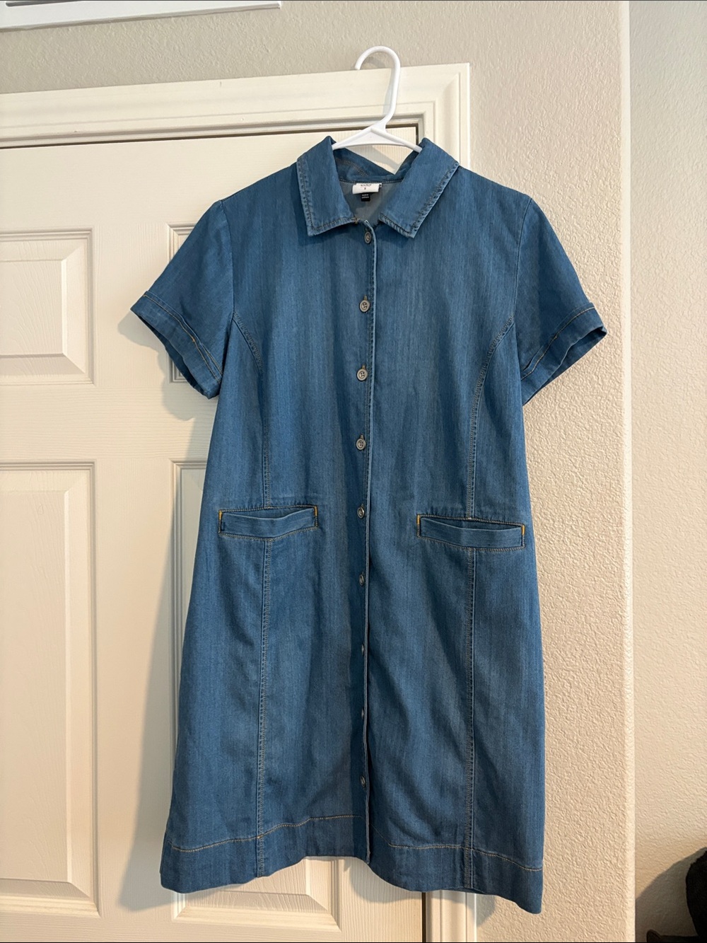 Cabi Blue Denim Shirt Dress with Front Pockets - Women
